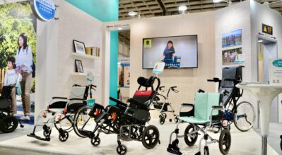 different-types-of-wheelchair-in-a-store 